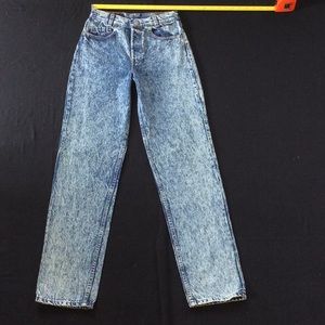 Vintage 80-90’s Levi 701 ladies cut jeans AMAZING,